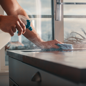 π Home cleaning hacks with soda water